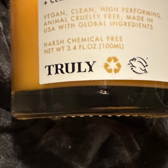 TRULY Sweet Nectar Body Serum with Retinol and Vitamin C - Picture 2 of 5
